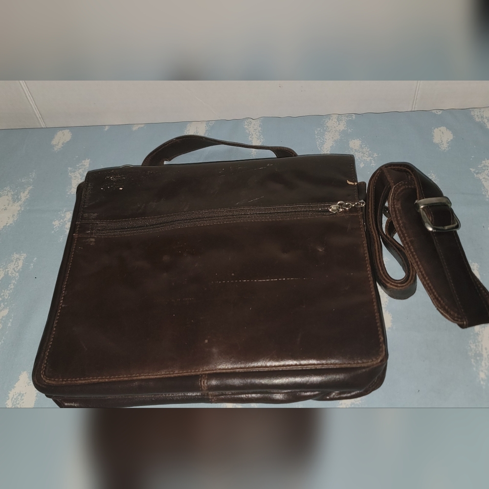 Vintage Wilson’s Leather Brown Shoulder Bag Purse Organizer Satchel Messenger